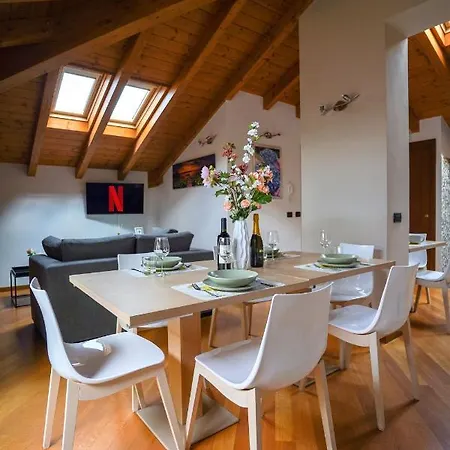 Ortensia Penthouse Leonardo Academy, Mxp & Laghi Sesto Calende